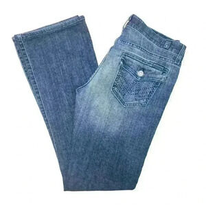 7 for all mankind women's medium wash low rise bootcut jeans size 28